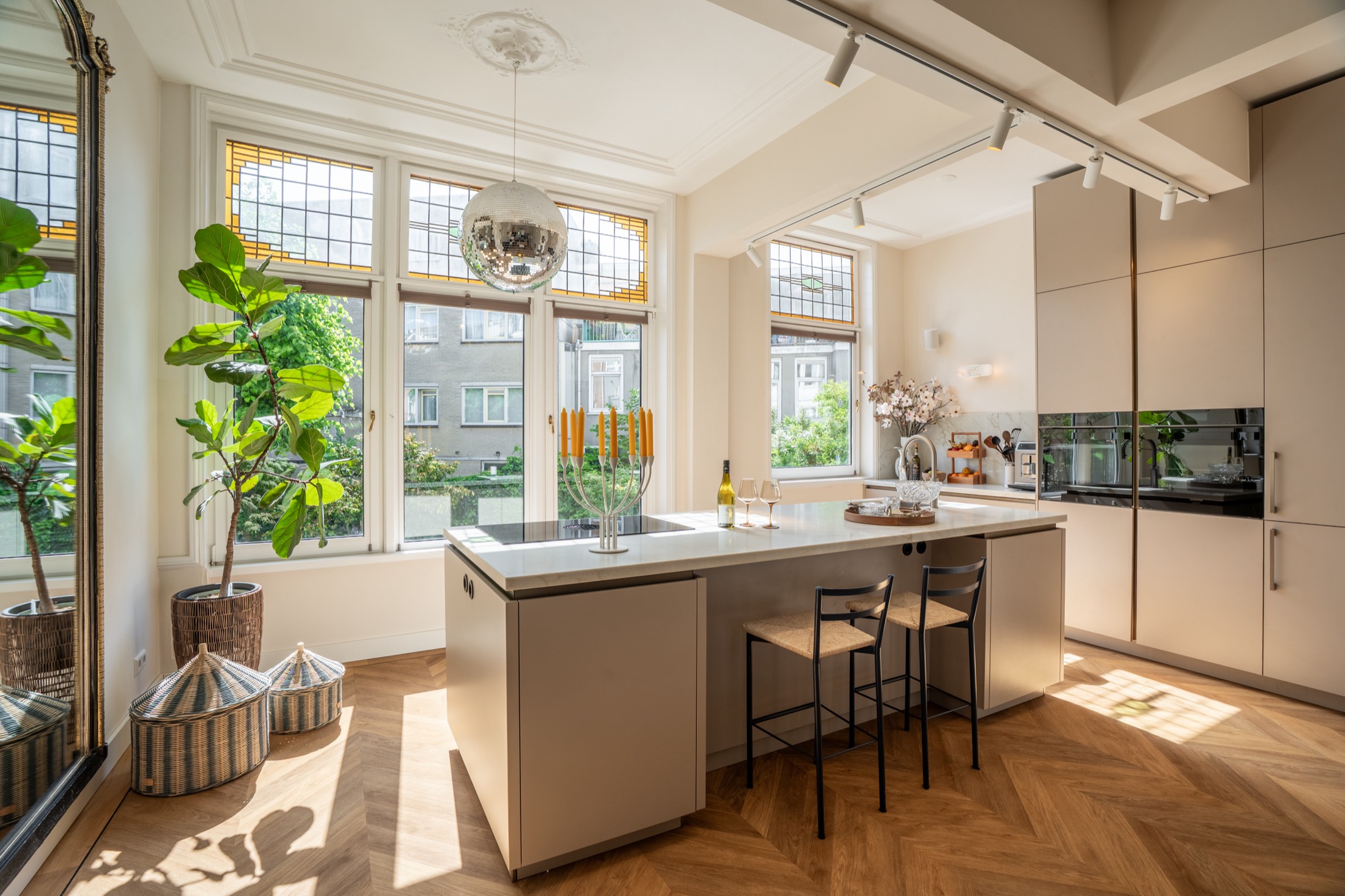 De keuken bij ochtendlicht